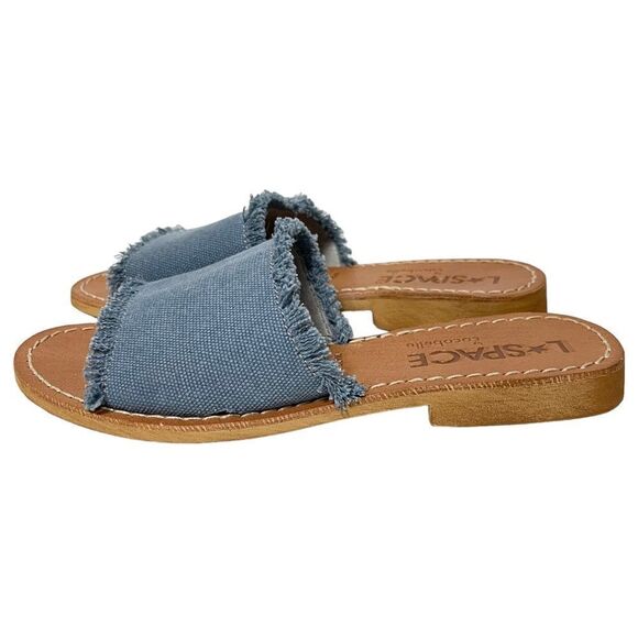 L*SPACE Cocobelle Sun Denim Fringe Slide Sandals 6 - Picture 3 of 9